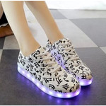Светящиеся кроссовки с LED подсветкой, цвет Ноты A99-2