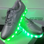 Светящиеся кроссовки с LED подсветкой, цвет A99 цвет серебро