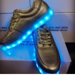 Светящиеся кроссовки с LED подсветкой, цвет A99 цвет золото