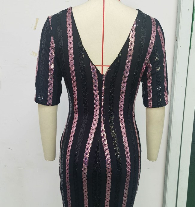 Платье женское с пайетками 7004